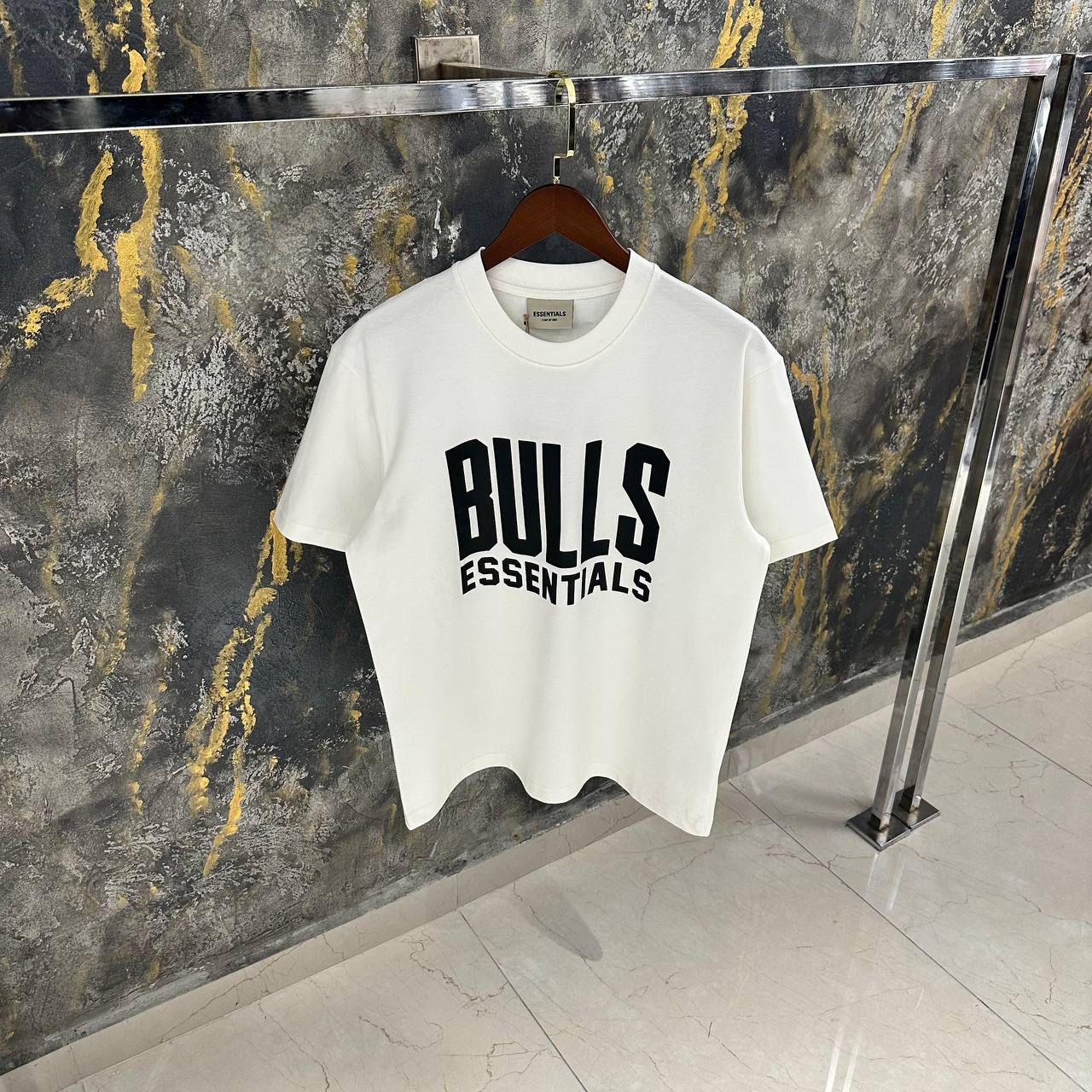 T-shirt with half seelve